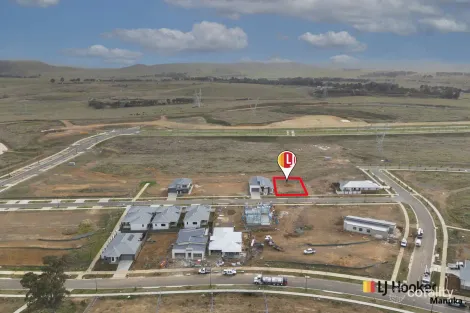6 Bolza St, Macnamara, ACT 2615