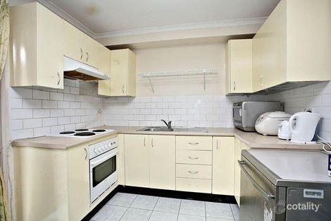 Property photo of 5/25-27 Fourth Avenue Blacktown NSW 2148