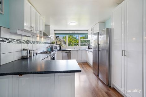 Property photo of 11 Flamingo Court Norlane VIC 3214