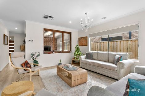 Property photo of 52 Owarra Boulevard Mount Duneed VIC 3217