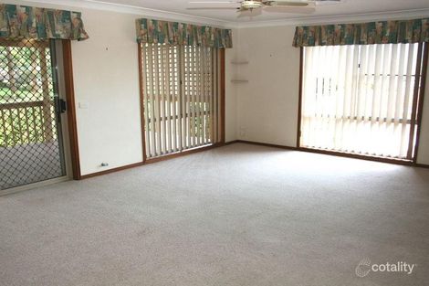 Property photo of 8 Guss Cannon Close Green Point NSW 2251