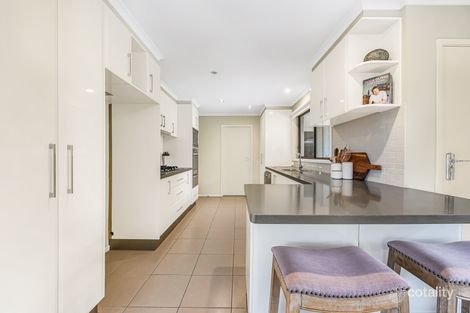 Property photo of 8 Rheanva Street Berwick VIC 3806