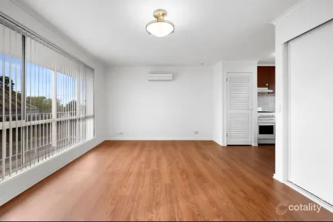 Property photo of 2/15 Bostock Avenue Manifold Heights VIC 3218