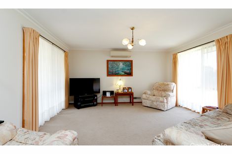 Property photo of 3 McDonald Court Sale VIC 3850