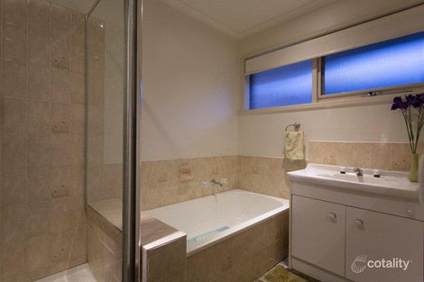 Property photo of 99 Willow Road Frankston VIC 3199