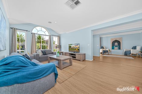 Property photo of 16 Azure Drive Tarneit VIC 3029