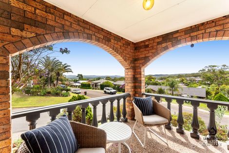 Property photo of 1 Drayton Close Eleebana NSW 2282