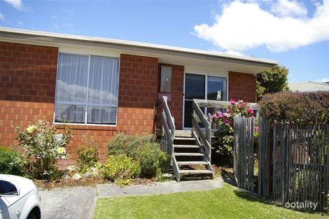 8/104 Abbotsfield Rd, Claremont, TAS 7011