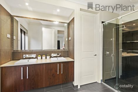 Property photo of 9 Cottesloe Boulevard Tarneit VIC 3029