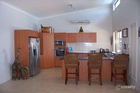 Property photo of 4 Bronte Place Sandstone Point QLD 4511