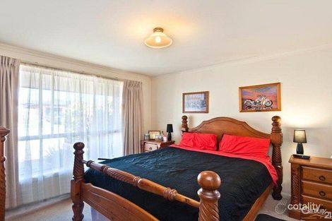 Property photo of 7 Festuca Court Dennington VIC 3280