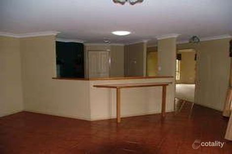 Property photo of 2 Azalea Close Highfields QLD 4352