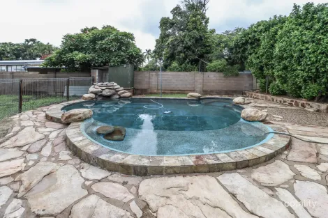 20 Brilliant St, Happy Valley, QLD 4825