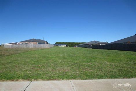 8 Warwick Way, Drouin, VIC 3818