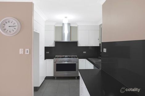 Property photo of 10 Hobbs Close Bateau Bay NSW 2261