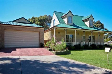 Property photo of 7 Koorang Place Berwick VIC 3806