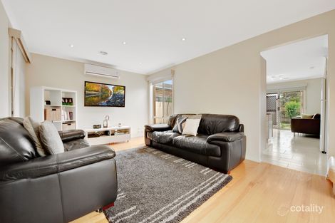 Property photo of 6 Landles Rise Roxburgh Park VIC 3064
