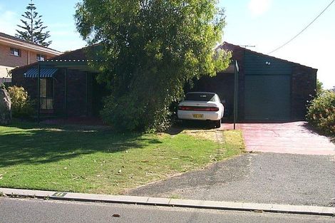 8 Cousins St, Karrinyup, WA 6018