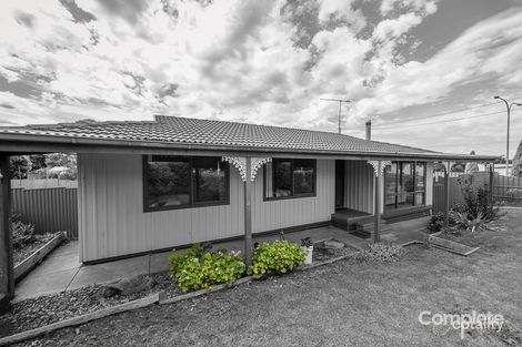 Property photo of 17 Dove Place Mount Gambier SA 5290