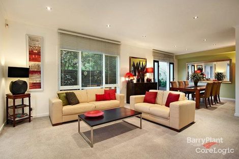 Property photo of 2/30 Greenridge Avenue Templestowe VIC 3106