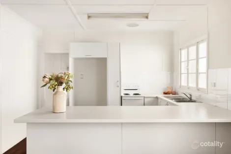 Property photo of 28 Henchman Street Nundah QLD 4012