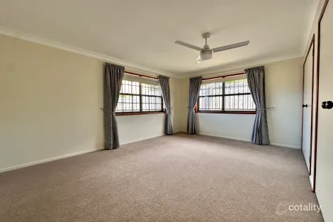 Property photo of 1 Banwell Crescent Carindale QLD 4152