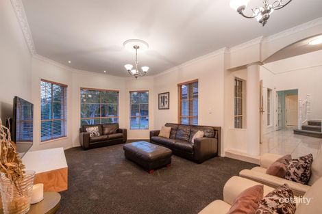 Property photo of 34 Eucalypt Place Heritage Park QLD 4118