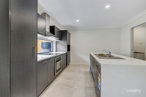 Property photo of 7 Lunar Circuit Spring Mountain QLD 4300