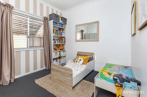Property photo of 48 Stanley Street Kooringal NSW 2650
