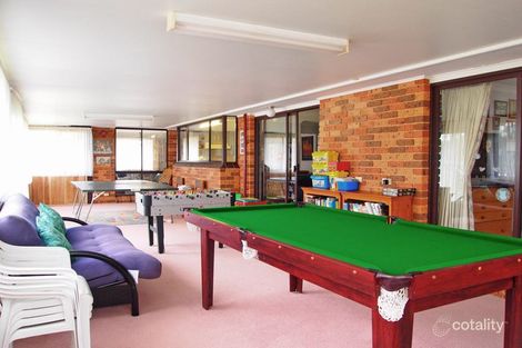 Property photo of 8 Henze Crescent Claremont Meadows NSW 2747