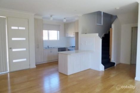 Property photo of 3/191 Waiora Road Heidelberg Heights VIC 3081