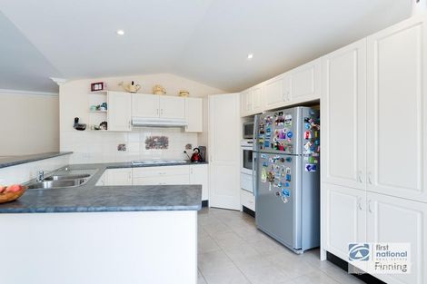 Property photo of 11 Makitti Close Tooradin VIC 3980