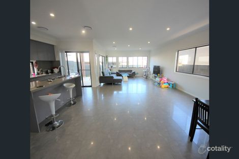 Property photo of 30 Liddiard Street Ropes Crossing NSW 2760