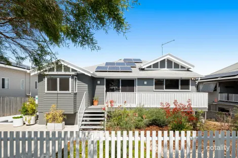 Property photo of 121 Sackville Street Greenslopes QLD 4120