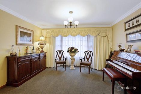 Property photo of 3 Clontarf Close Woodbine NSW 2560