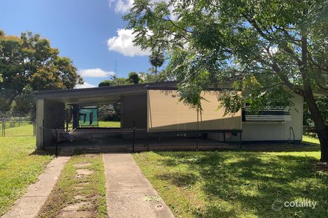 Property photo of 59 Beardmore Crescent Dysart QLD 4745