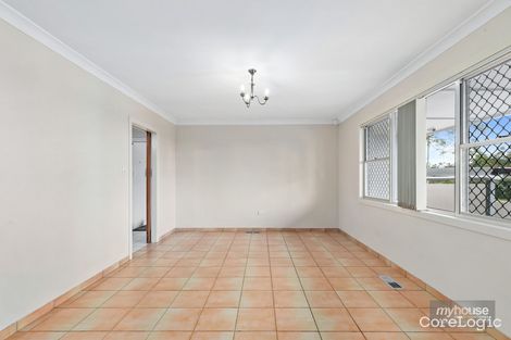 Property photo of 31 Range Street Mount Lofty QLD 4350