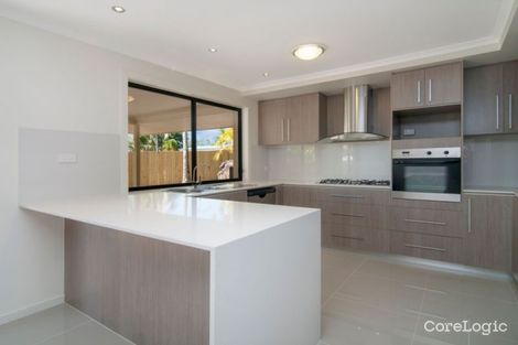 Property photo of 8 Robe Court Helensvale QLD 4212