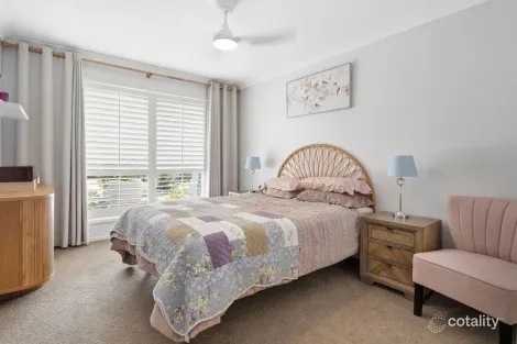 Property photo of 10 Lanaglen Drive Birkdale QLD 4159