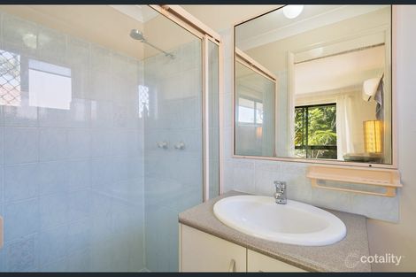 Property photo of 1 Callinar Court Meadowbrook QLD 4131