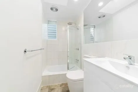 Property photo of 47 Greig Street Albert Park VIC 3206