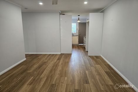 Property photo of 3/126-128 Greenslopes Street Edge Hill QLD 4870