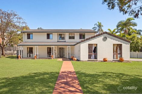 Property photo of 1 Pellatt Close Kenmore Hills QLD 4069