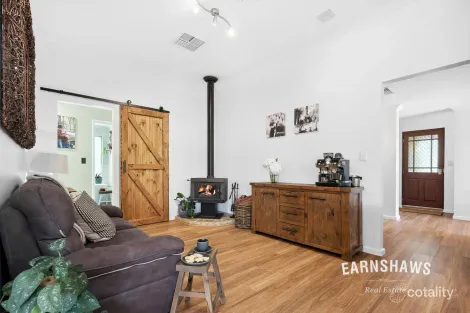 Property photo of 25 O'Reilly Court Jane Brook WA 6056