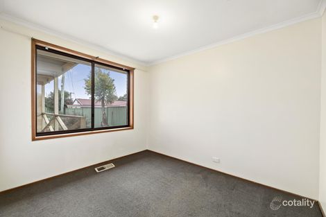Property photo of 11 Beardsmore Place Gowrie ACT 2904