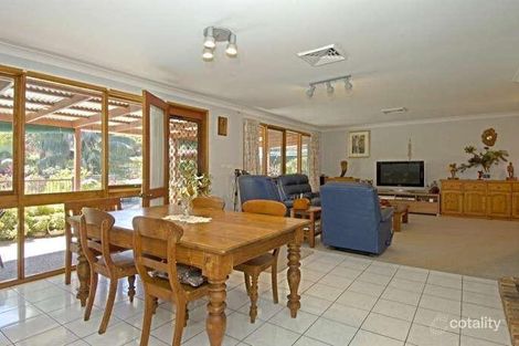Property photo of 7 Ravenscliffe Road Shoalhaven Heads NSW 2535