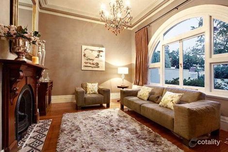 Property photo of 22 Oak Grove Brighton VIC 3186