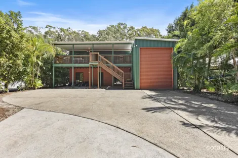 Property photo of 19 Esprit Drive Rainbow Beach QLD 4581