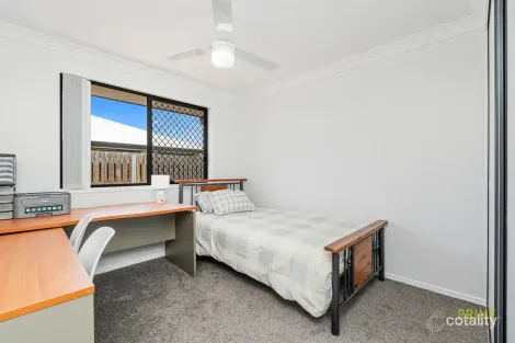 Property photo of 86 Frederick Circuit Eli Waters QLD 4655