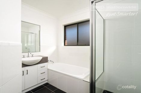 Property photo of 42 Deakin Avenue Lloyd NSW 2650